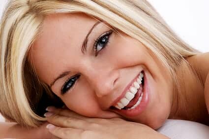 blonde woman with a pretty smile